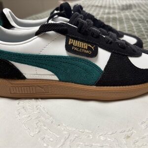 Puma Palermo Black White Green Sneakers Sz 5 NWT